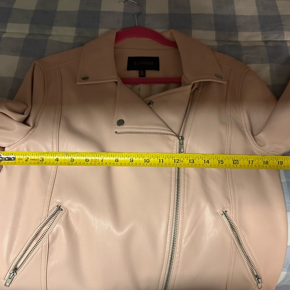 Blu Pepper Pale Pink Vegan Leather Motorcycle Jacket - Picture 5 of 9